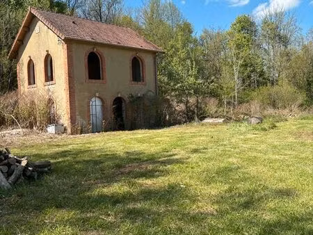 charmante bâtisse de caractère à rénover – cadre verdoyant ?