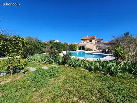 villa 8 pièces 185m² avec piscine