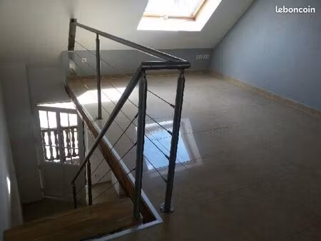 duplex lumineux avec garage au calme – dans maison alsacienne  40 m²