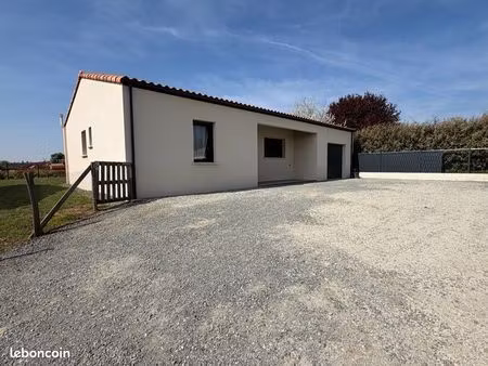 maison de plain pied - 83 m2 - sainte neomaye