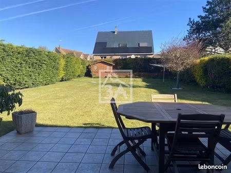 pavillon 6 pièces 103 m²