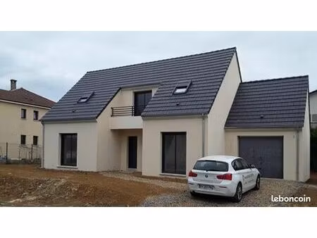 maison 4 pièces 120 m²