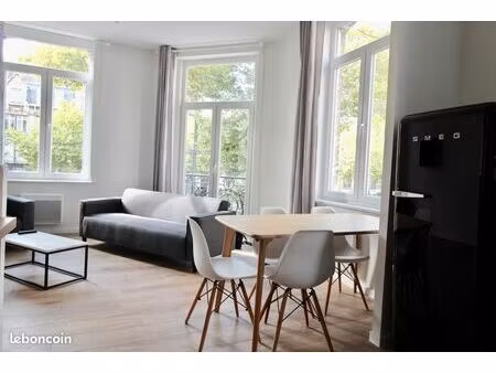 appartement 2 chambres  tram romarin