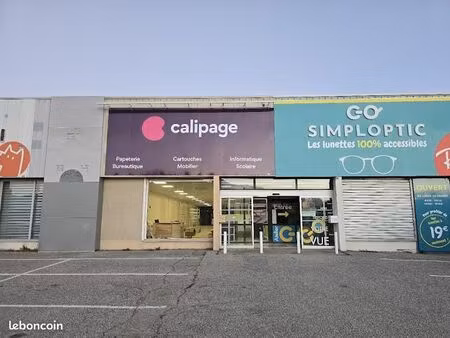 local commercial 329 m² le boulou