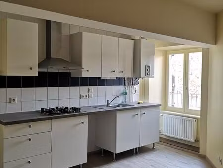 appartement 4 pièces 93 m²