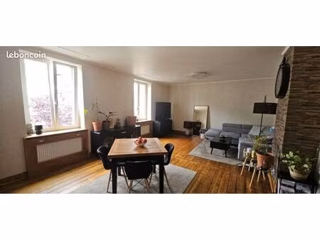 grand 2 pièces 62 m² – hyper centre colmar – 690 euros + 60 euros de charges