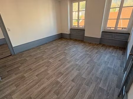 très bel appartement t4