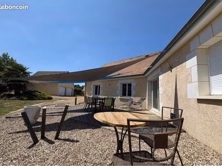 maison 8 pièces de 200 m2