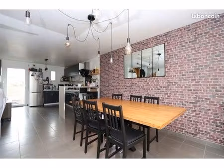 maison 4 pièces 77 m²
