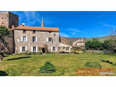 maison 5 pièces 185 m²
