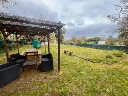 terrain de loisirs 375m2 et son potager proche de la rivière