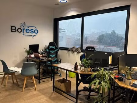 perpignan. loue local bureaux climatisé  bien exposé