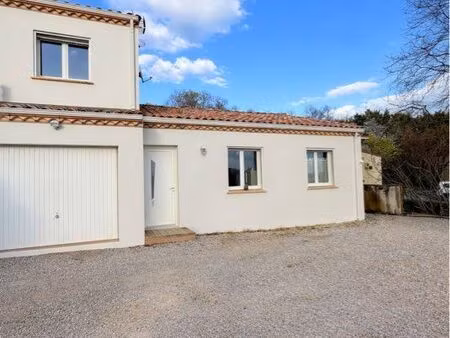 maison lumineuse sur les hauteurs de puygouzon