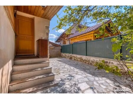 coup de cœur maison de village avec terrasse ouest sur marny