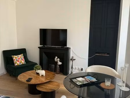 t2 meublé 35 m² – centre niort – refait / équipé – 650