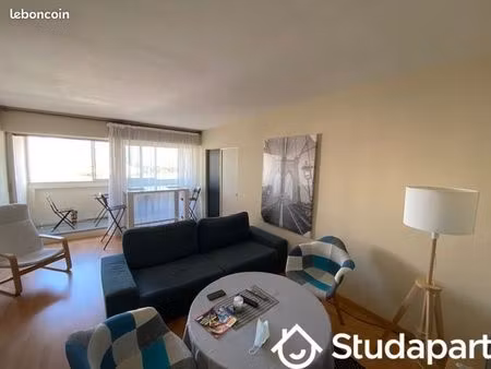 chambre 1 pièce 11 m²