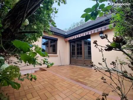 maison 5 pièces 94 m²