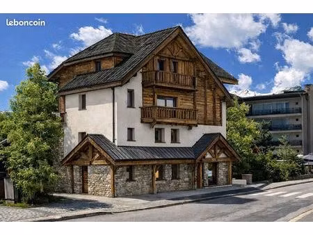 t4 neuf valloire pied de pistes grande terrasse parking sous-sol re2020