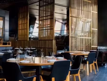 restaurant bar