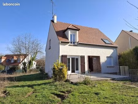 pavillon 6 pièces 101 m²