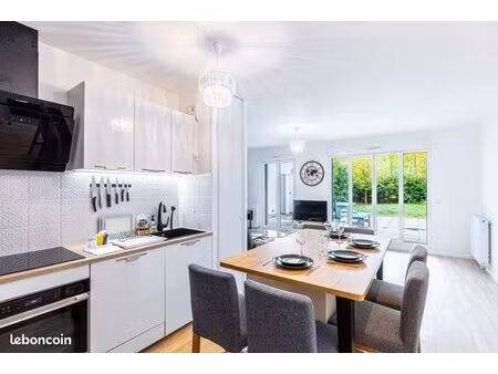 t3 meublé 68 m² avec 106 m² d’extérieurs  parking et métro ligne 4 à 7 min – bagneux