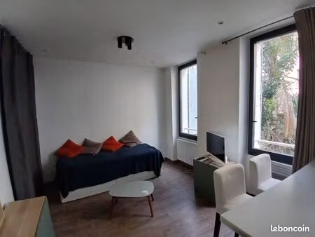 studio 1 pièce 26 m²