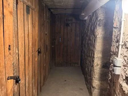 cave courbevoie becon saine et sécurisé