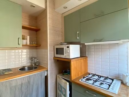 à vendre – appartement f2 rénové – centre-ville d’abbeville