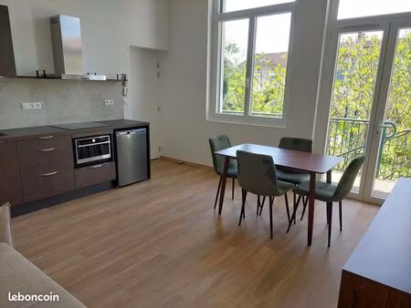 location t2 meublé balcon proche centre-ville albi