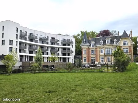 lmnp sécurisé domitys – t2 dernier étage avec vue – bail 2033 – parking + cave