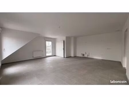 appartement 3 pièces 84 m²