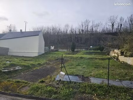 terrain 705 m² blangy tronville