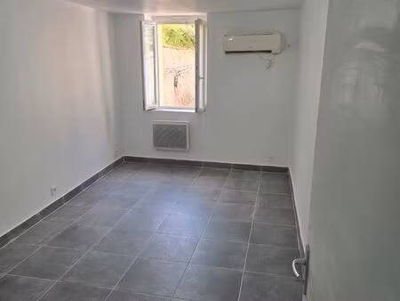 t1-t2 conception ferrari 13005 tout compris eau électricité