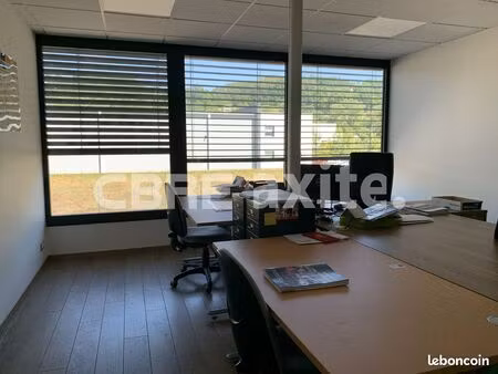 bureaux 157 m² saint felix