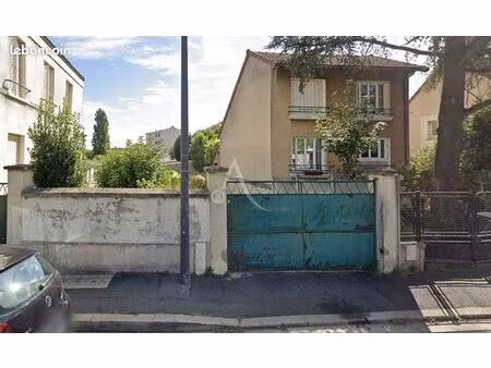 parking/box vitry sur seine