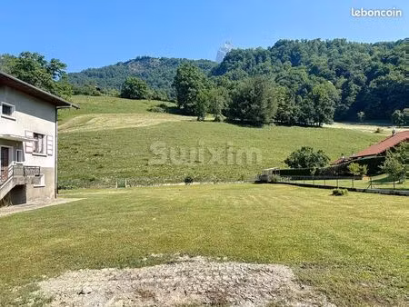 terrain 602 m² passy