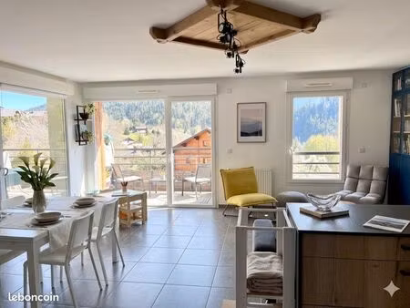 appartement 3 pièces 72 m² – vue montagne – terrasse 20 m² – garage - cave