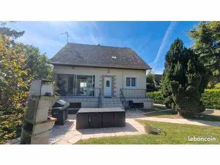 maison 6 pièces 157 m²