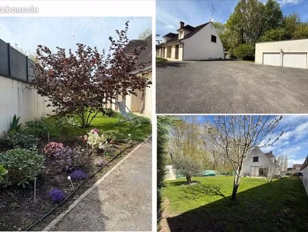 maison traditionnelle 5 chambres avec grand jardin paysager