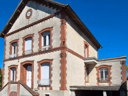 maison 9 pces de caractère