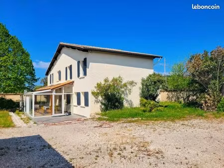 maison 7 pièces 192 m²