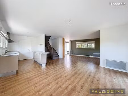 maison 4 pièces 105 m²