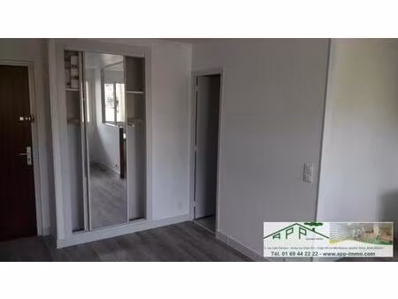 f1 athis mons - 1 pièce(s) - 24.88 m2