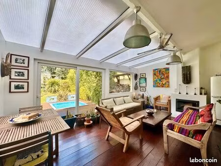 maison 7 pièces 130 m²