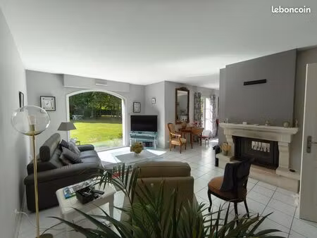 maison la chevroliere