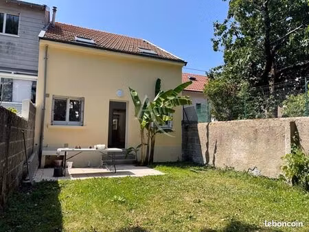 maison 5 pièces 88 m²