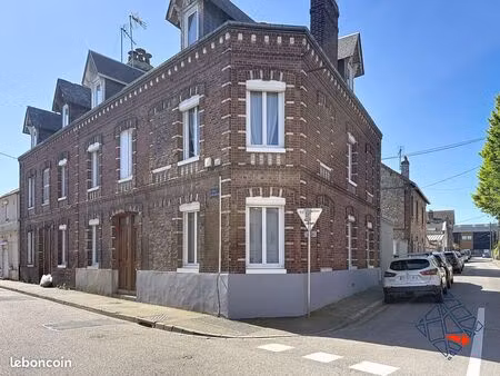 maison 6 pièces 130 m²
