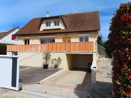 pavillon 7 pièces 155 m²