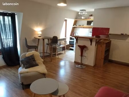 a louer t2+cm + cave   centre ville