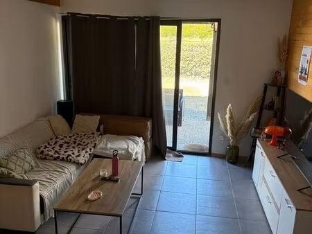 t3 (65m²) à louer à la campagne  goudourville